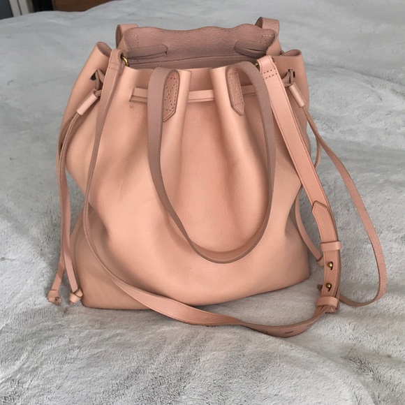 the medium drawstring transport tote